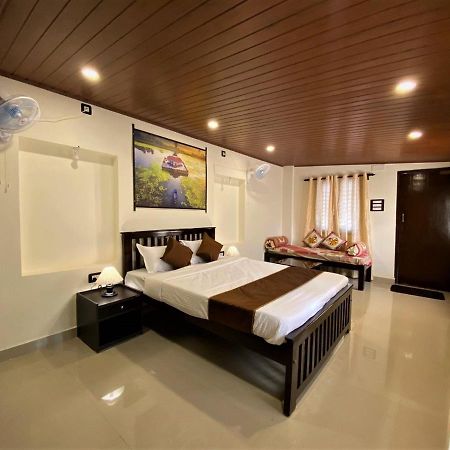 Udupi Inn エクステリア 写真